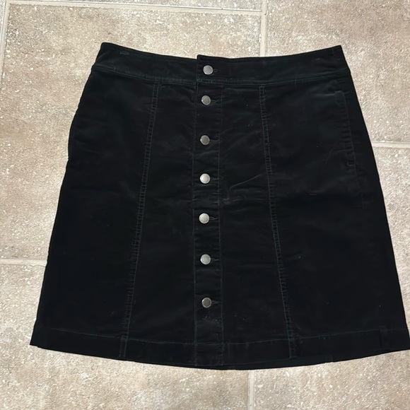 Charter‎ Club Size 8 Women's Skirt Black Corduroy Pockets - Picture 1 of 3